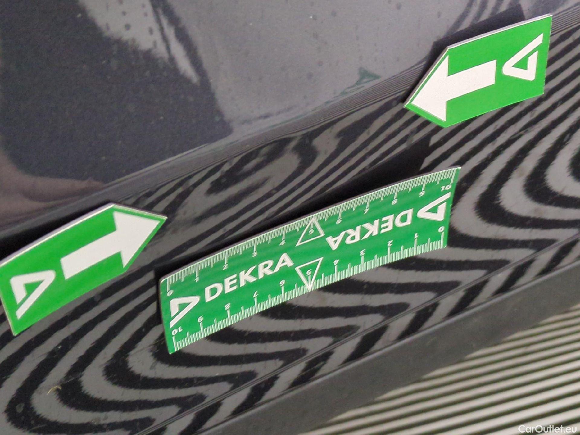  Tesla  Model Y TESLA  / 2020 / 5P / SUV Grand Autonomie Dual Motor AWD #57