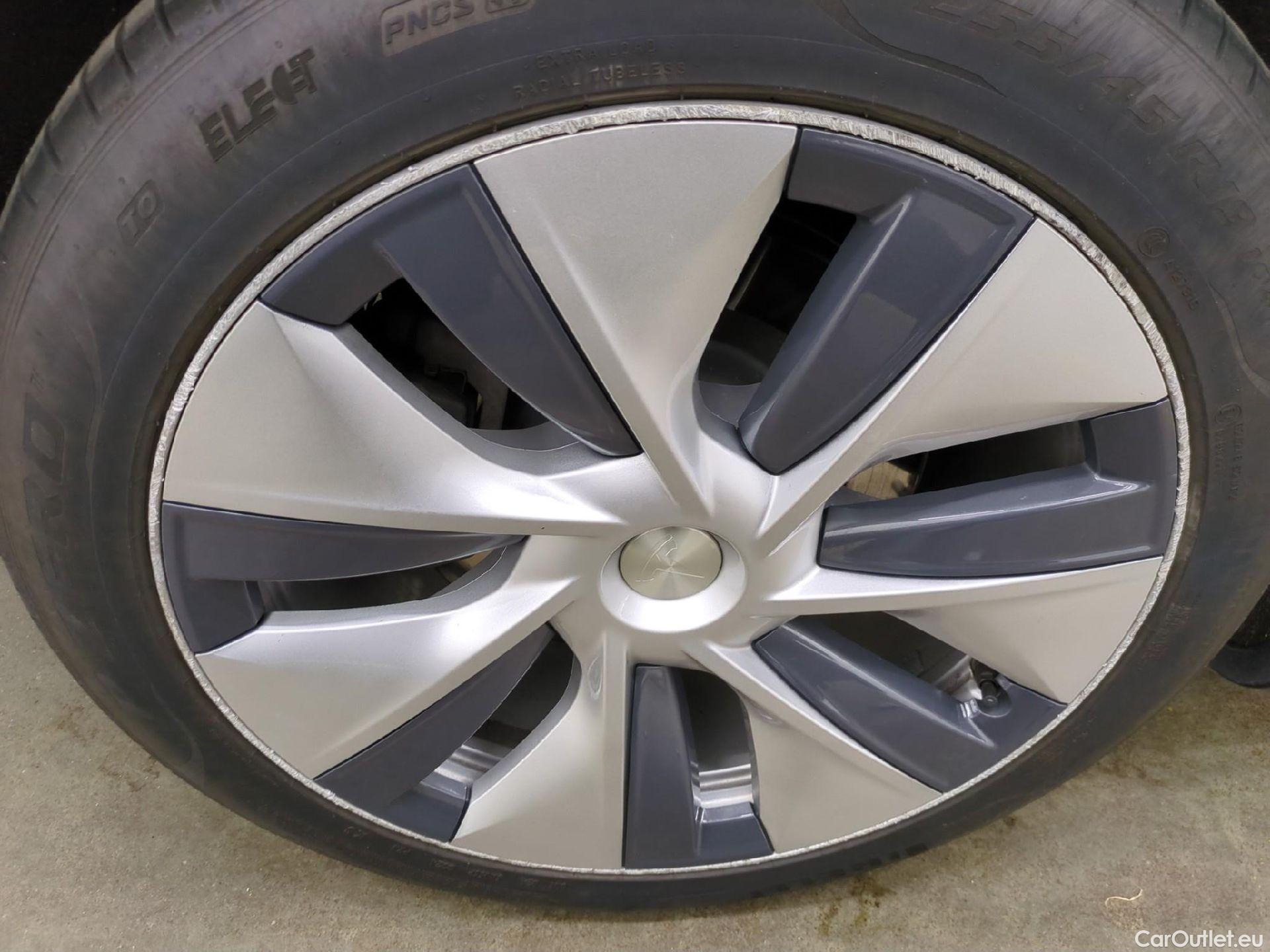  Tesla  Model Y TESLA  / 2020 / 5P / SUV Grand Autonomie Dual Motor AWD #22