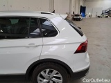  Volkswagen  Tiguan VOLKSWAGEN  / 2020 / 5P / SUV 2.0 TDI SCR 110KW ELEGANCE DSG #45