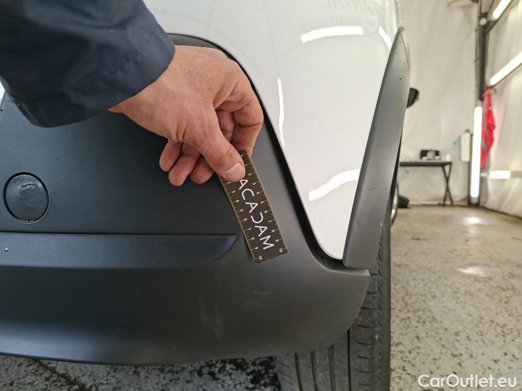  Citroen  C3 CITROEN  / 2016 / 5P / Berline BlueHDi 100 S&S BVM Feel #31