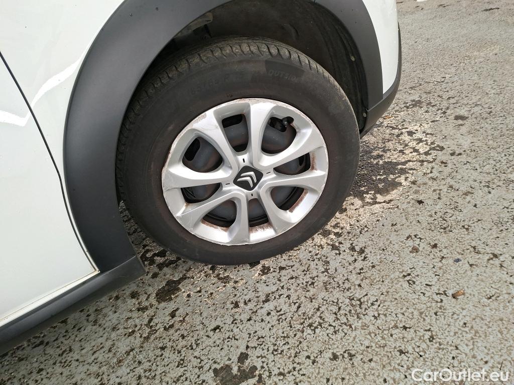  Citroen  C3 CITROEN  / 2016 / 5P / Berline BlueHDi 100 S&S BVM Feel #4