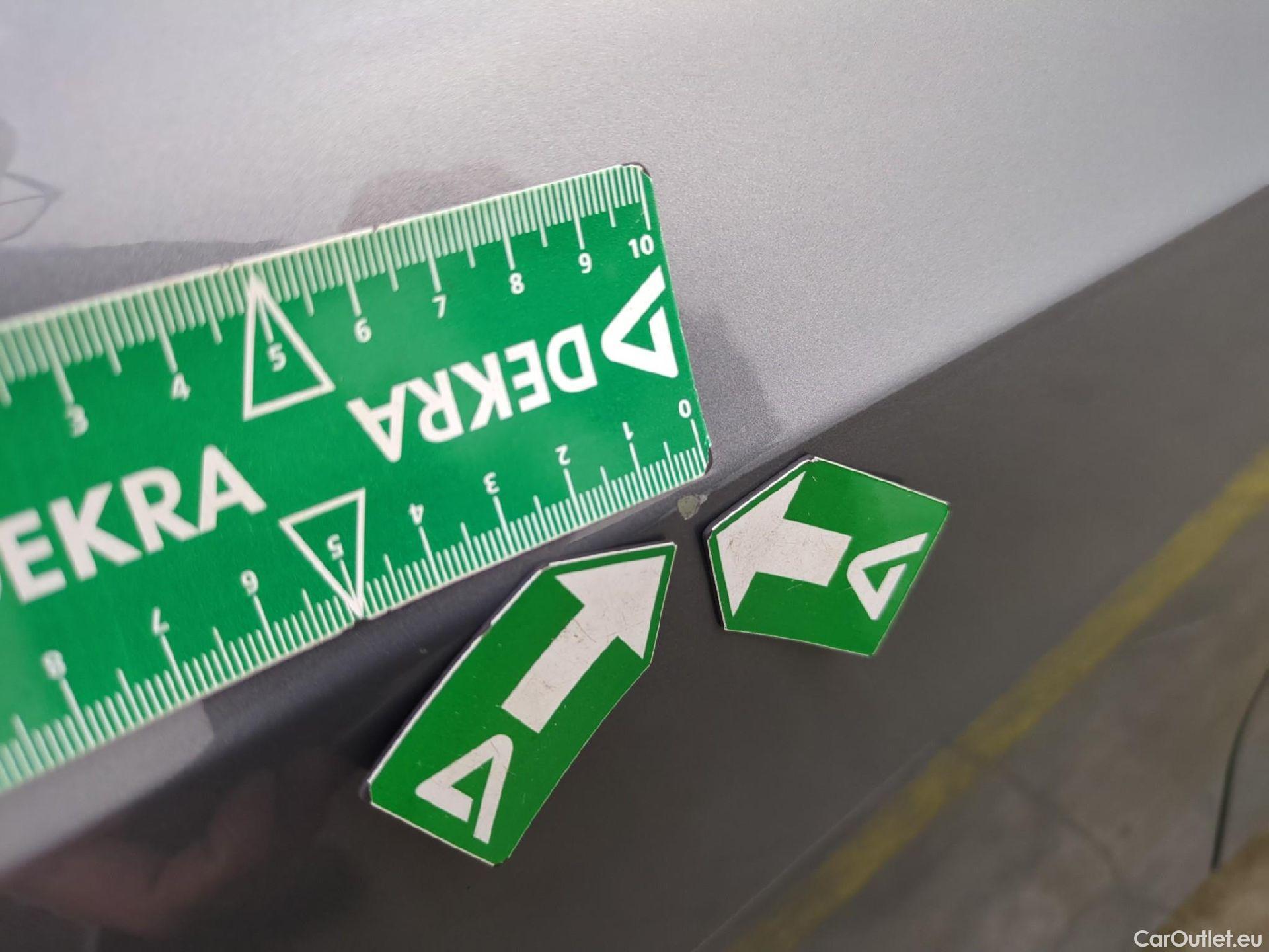  Bmw  Serie 1 Série 1 Berline 118 i Edition Sport 1.5 135CV BVA7 E6d #20