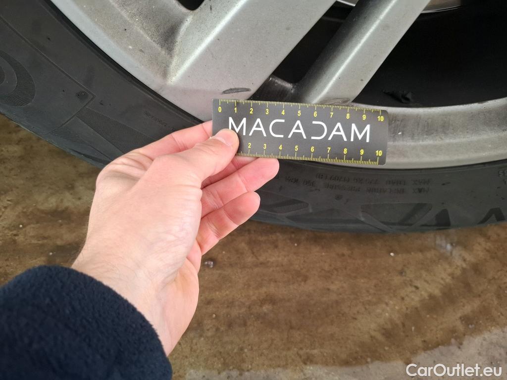  Audi  Q3 AUDI   2018  5P  SUV 15 35 TFSI 150 S TRONIC BUSINESS LINE #32