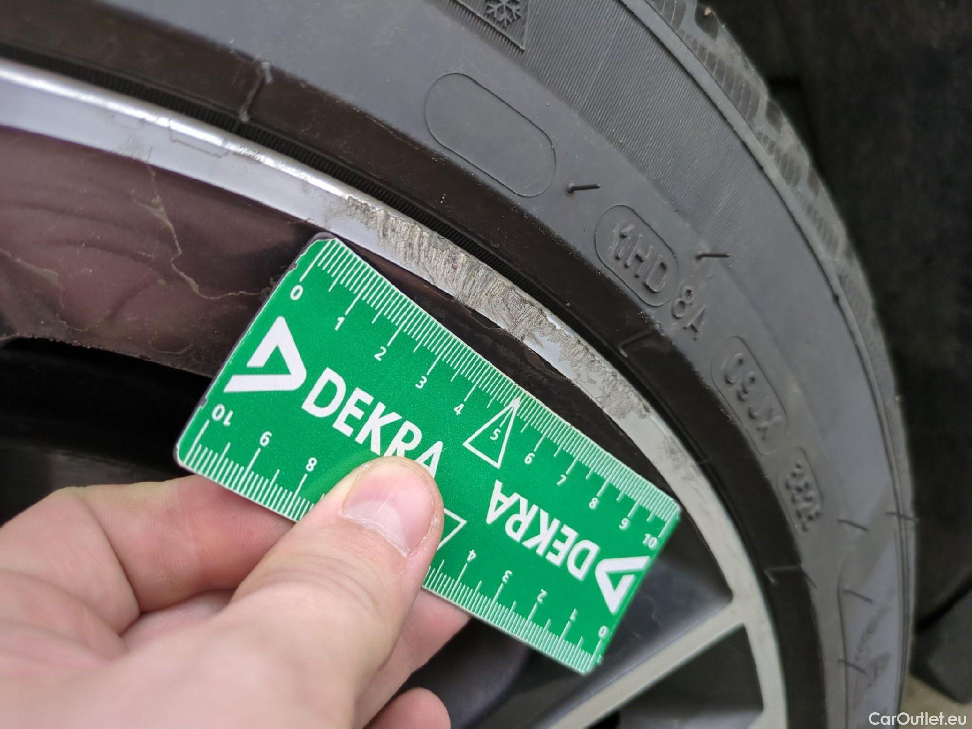  Bmw  Serie 1 Série 1 Berline 118 i Edition Sport 1.5 135CV BVA7 E6d #10