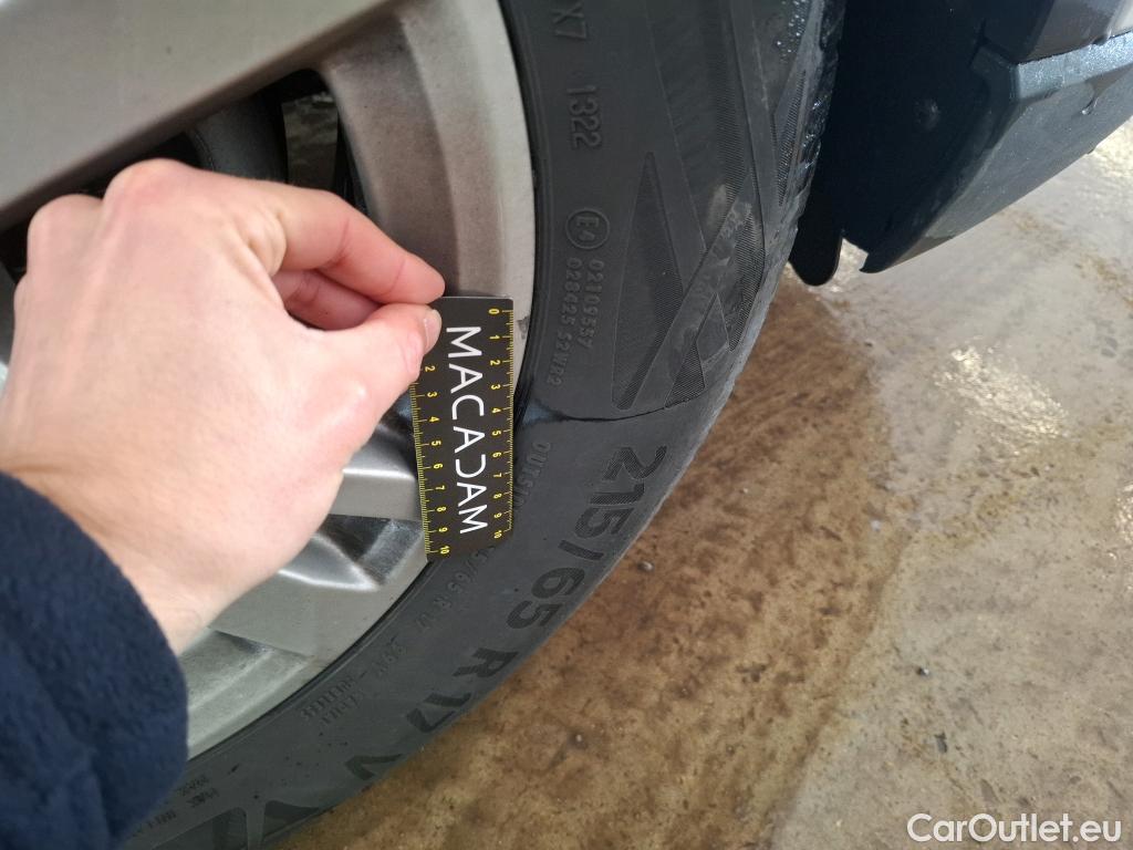  Audi  Q3 AUDI   2018  5P  SUV 15 35 TFSI 150 S TRONIC BUSINESS LINE #34