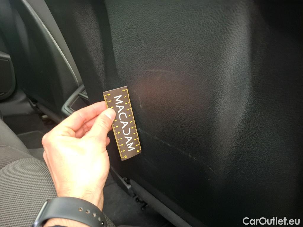  Audi  A4 AUDI  Avant / 2019 / 5P / Break 35 TFSI 150 S tronic Business line #25