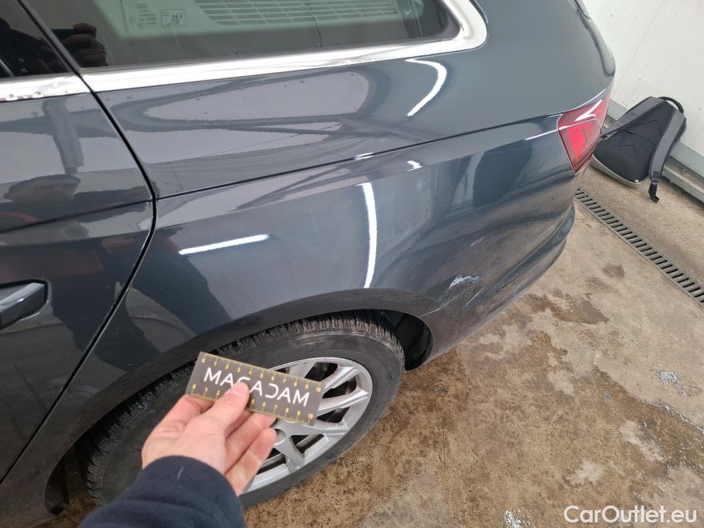  Audi  A4 AUDI  Avant / 2019 / 5P / Break 35 TFSI 150 S tronic Business line #32