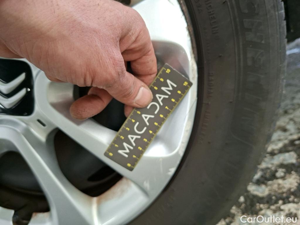  Citroen  C3 CITROEN  / 2016 / 5P / Berline BlueHDi 100 S&S BVM Feel #15