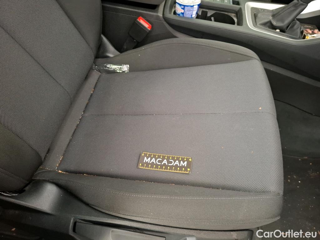  Audi  Q3 AUDI   2018  5P  SUV 15 35 TFSI 150 S TRONIC BUSINESS LINE #20