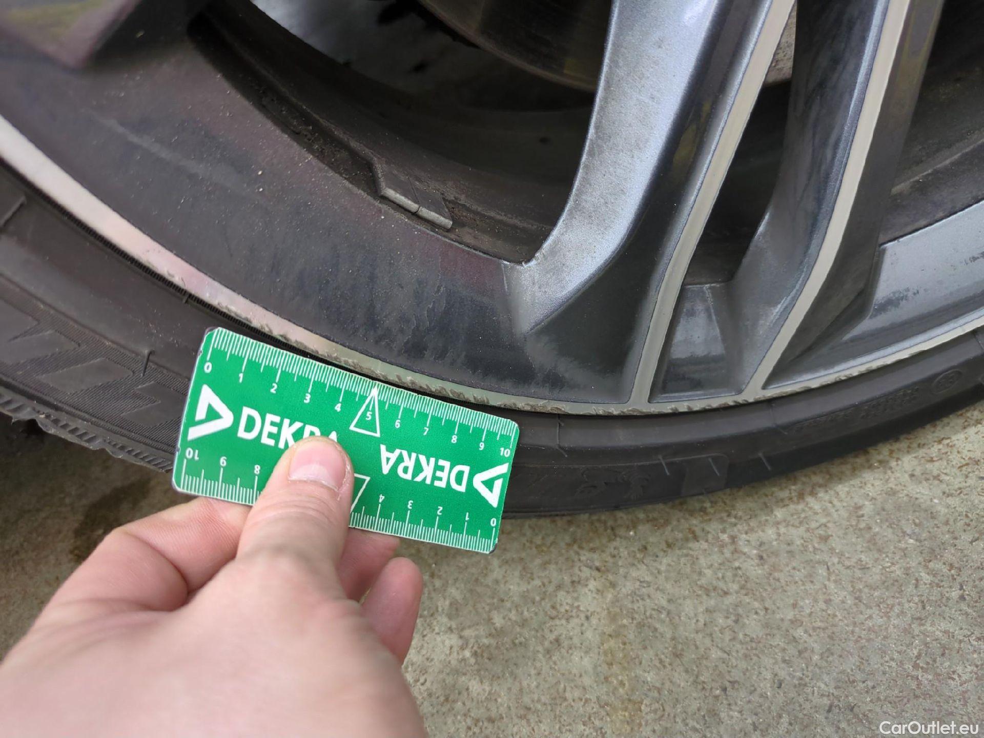  Bmw  Serie 1 Série 1 Berline 118 i Edition Sport 1.5 135CV BVA7 E6d #3