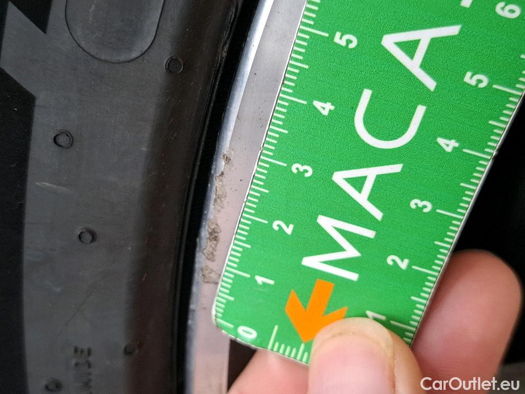  Bmw  Serie 1 Série 1 Berline 118 i Edition Sport 1.5 135CV BVA7 E6d #29