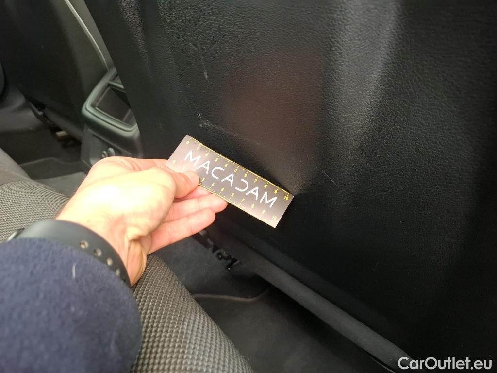  Audi  A4 AUDI  Avant / 2019 / 5P / Break 35 TFSI 150 S tronic Business line #24