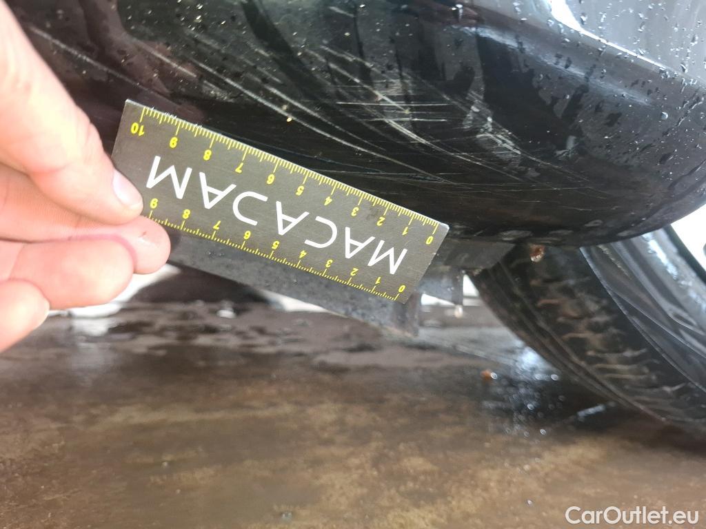  Mercedes  CLA-Klasse MERCEDES-BENZ CLA Shooting Brake / 2019 / 5P / Break CLA 180 Business Line BA7 #4