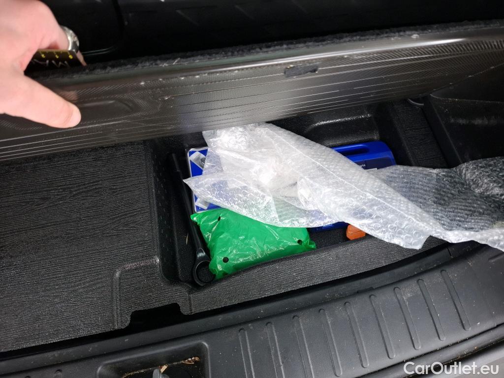  Hyundai  Tucson HYUNDAI  / 2020 / 5P / SUV 1.6 PHEV 265 HTRAC CREATIVE 4WD AUTO #35