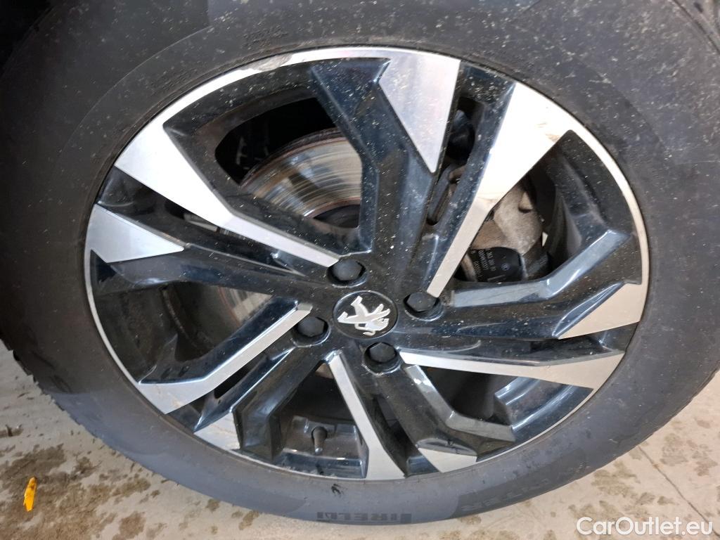  Peugeot  2008  Allure Business 1.5 HDi 130CV BVA8 E6d #3