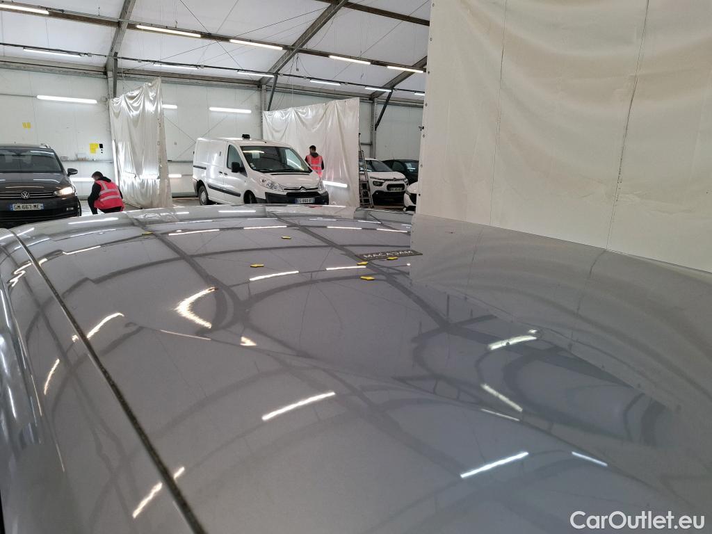  Peugeot  2008  Active Business 1.2 PureTech 130CV BVA8 E6d #1