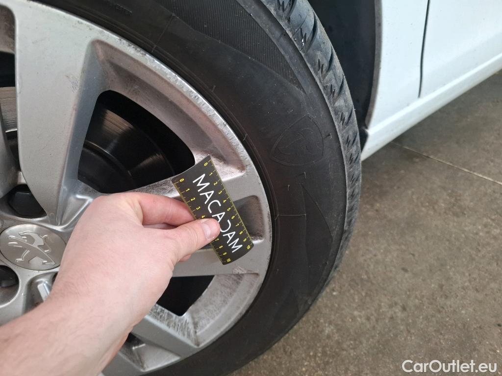  Peugeot  308  Active 1.2 PureTech 110CV BVM6 E6dT #61