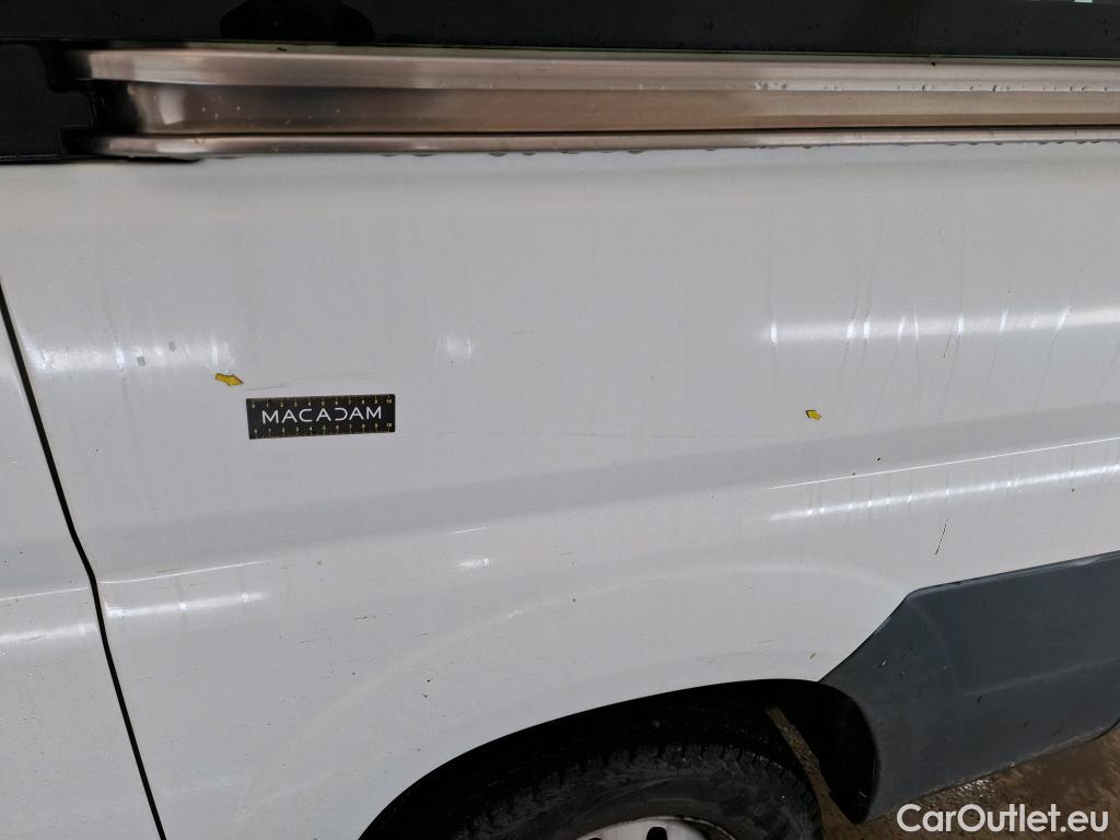  Peugeot  Boxer PEUGEOT  4p Combi 2.0 BLUEHDI 110 S&S 330 L1H1 ACCESS #19