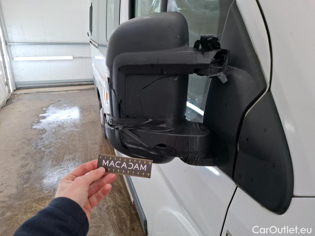  Peugeot  Boxer PEUGEOT  4p Combi 2.0 BLUEHDI 110 S&S 330 L1H1 ACCESS #1