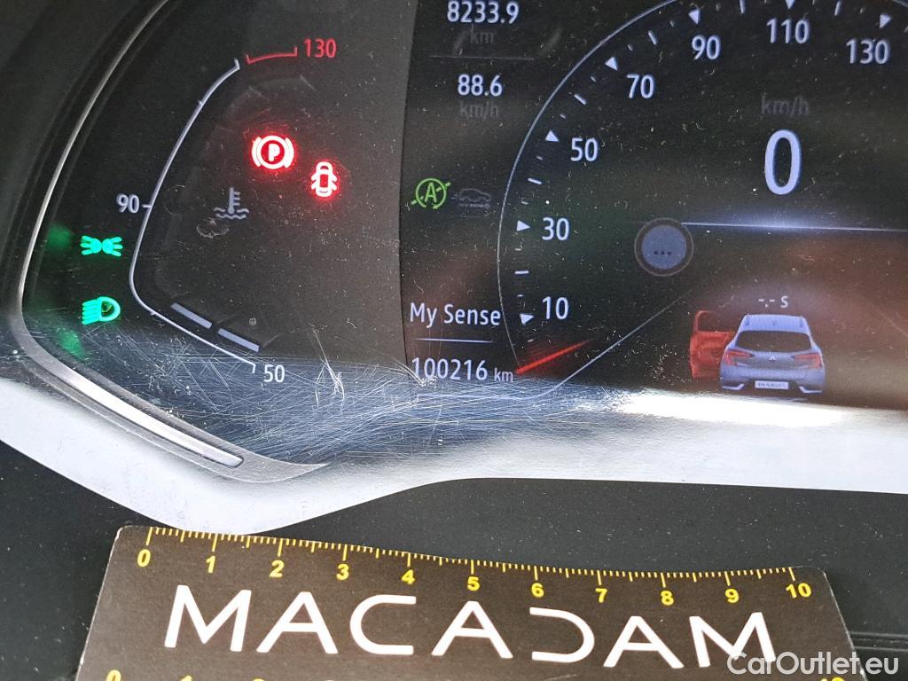  Renault  Captur RENAULT  / 2019 / 5P / SUV techno mild hybrid 160 EDC #8