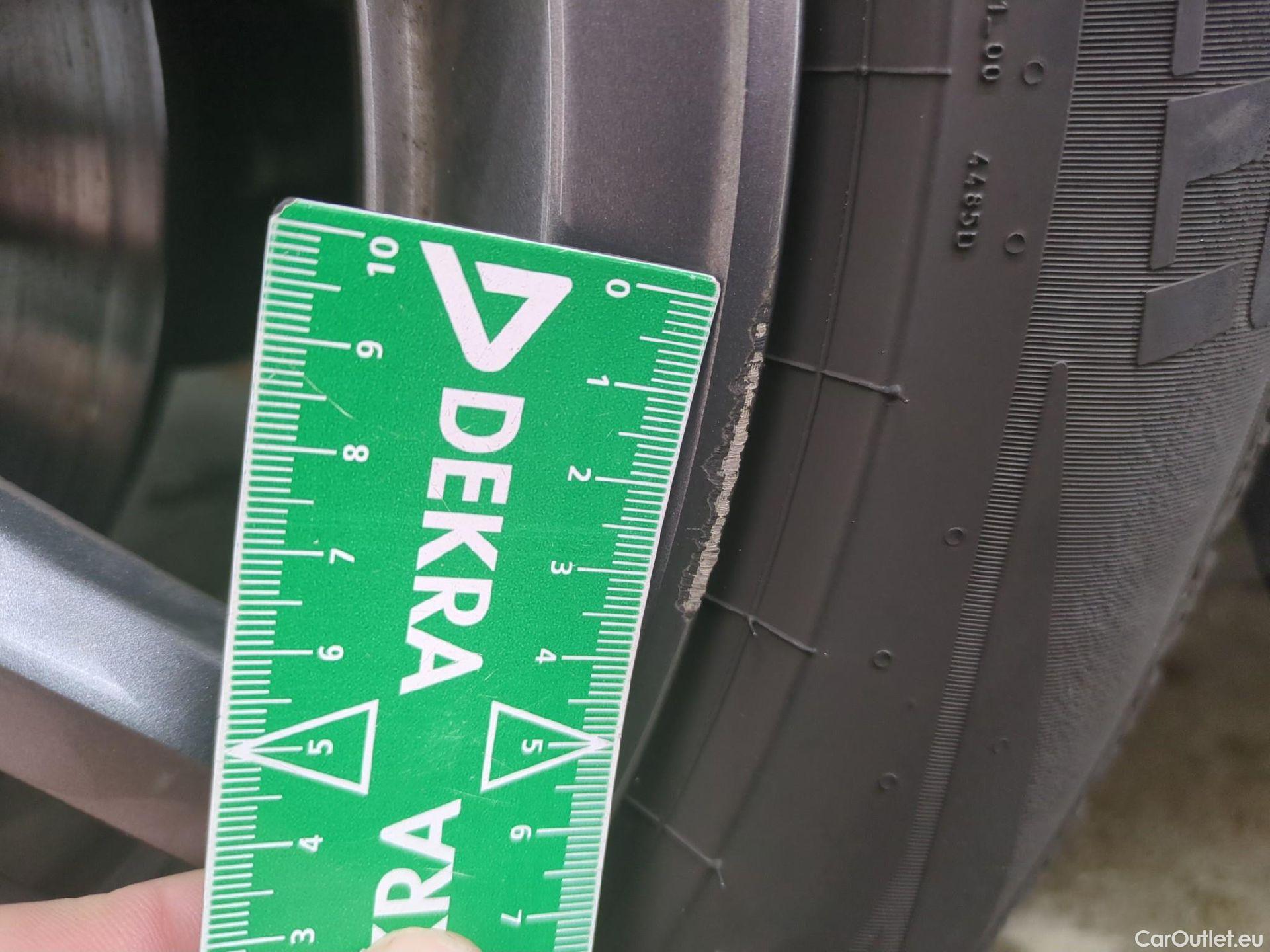  Peugeot  308 PEUGEOT  SW / 2021 / 5P / Break BlueHDi 130 EAT8 ACTIVE PACK #2