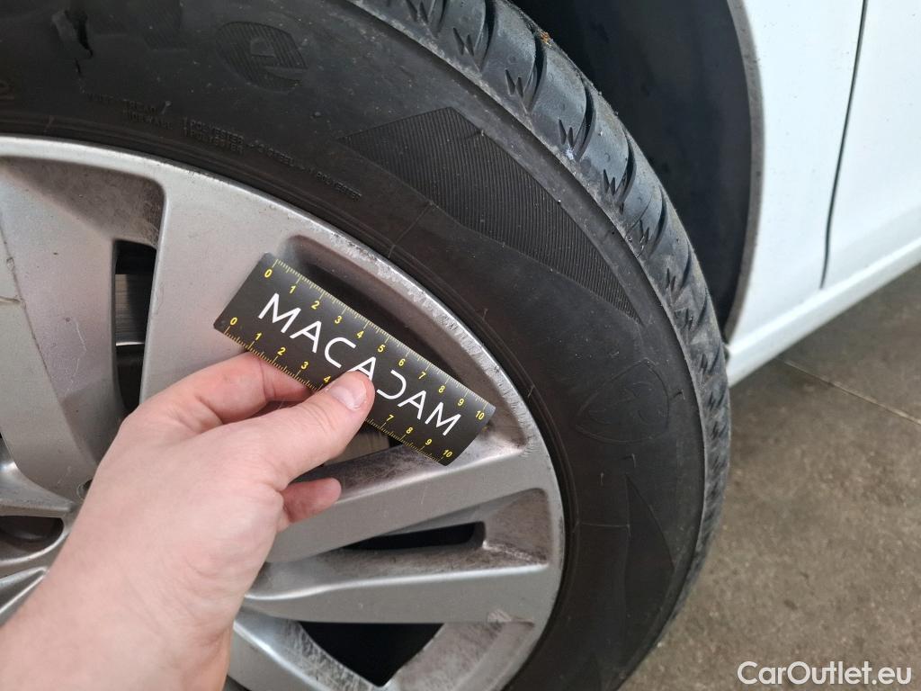  Peugeot  308  Active 1.2 PureTech 110CV BVM6 E6dT #60