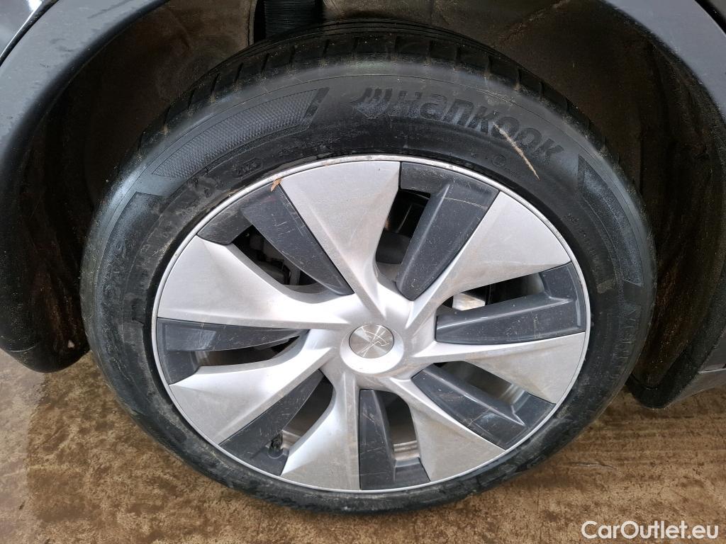  Tesla  Model Y TESLA  / 2021 / 5P / SUV RWD #28