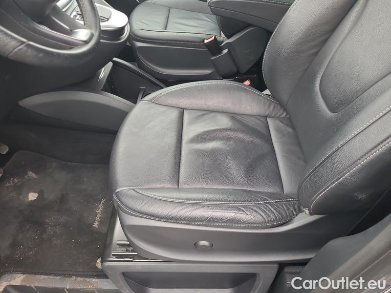  Mercedes  V-Klasse  (W447)  (2014) V 300 d L Avantgarde AT 5d #19