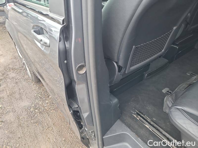  Mercedes  V-Klasse  (W447)  (2014) V 300 d L Avantgarde AT 5d #24