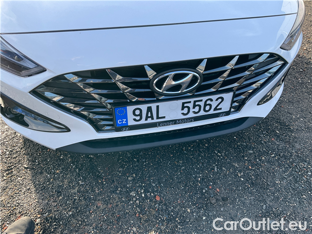  Hyundai  i30  1.5i Smart kombi 5d #1