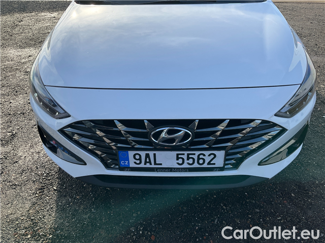  Hyundai  i30  1.5i Smart kombi 5d #2