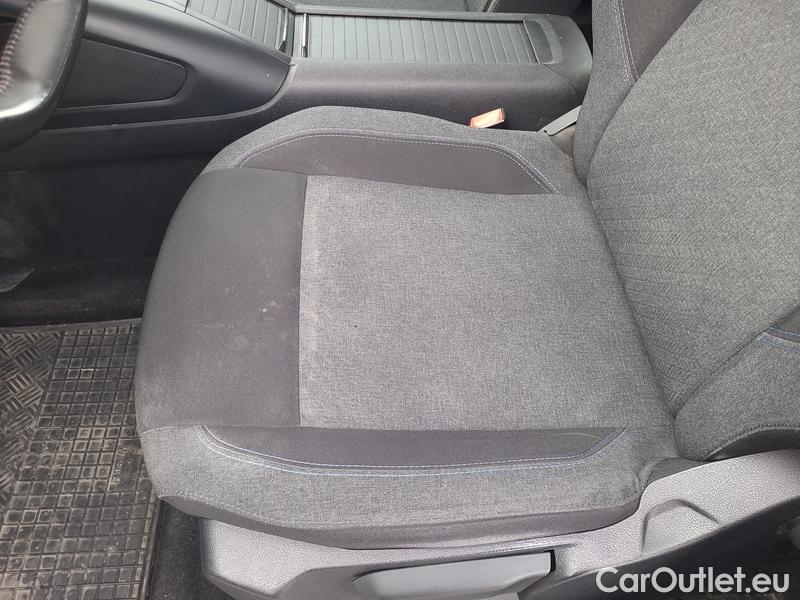  Peugeot  RIFTER   (06.2018->)  1.5BHDi 130 Allure #8