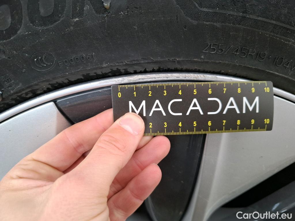  Tesla  Model Y TESLA  / 2021 / 5P / SUV RWD #23