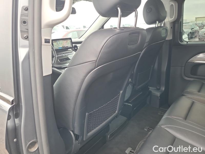  Mercedes  V-Klasse  (W447)  (2014) V 300 d L Avantgarde AT 5d #23