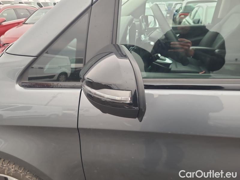  Mercedes  V-Klasse  (W447)  (2014) V 300 d L Avantgarde AT 5d #12