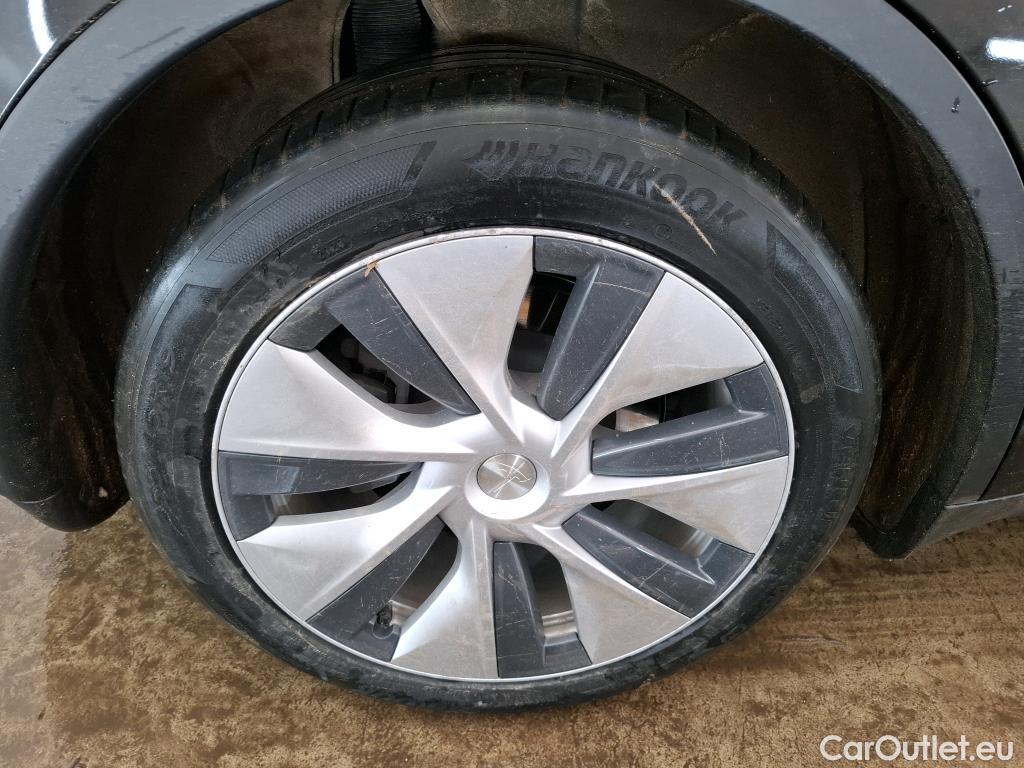  Tesla  Model Y TESLA  / 2021 / 5P / SUV RWD #16