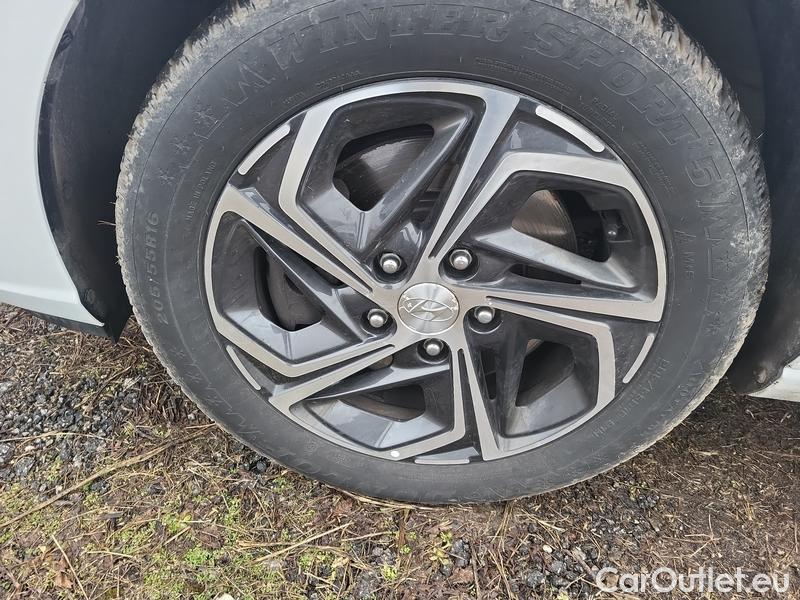  Hyundai  i30   cw (PD)(2017->)  kom.1.6CRDi 115 Smart #9