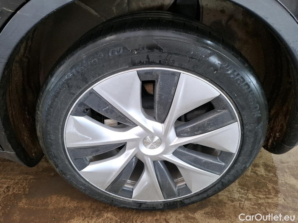  Tesla  Model Y TESLA  / 2021 / 5P / SUV RWD #8