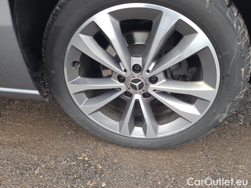  Mercedes  V-Klasse  (W447)  (2014) V 300 d L Avantgarde AT 5d #25