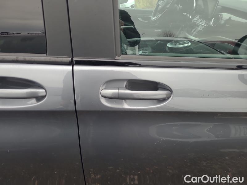  Mercedes  V-Klasse  (W447)  (2014) V 300 d L Avantgarde AT 5d #50