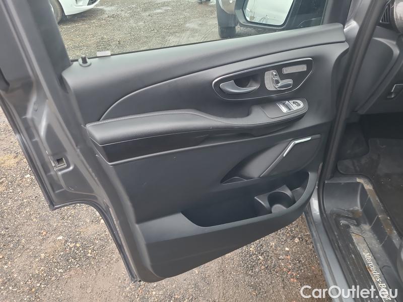  Mercedes  V-Klasse  (W447)  (2014) V 300 d L Avantgarde AT 5d #18