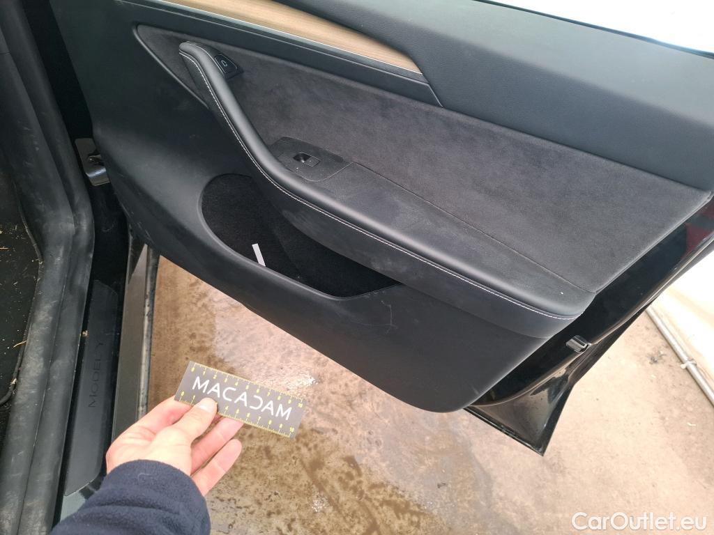  Tesla  Model Y TESLA  / 2021 / 5P / SUV RWD #38