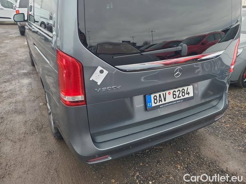  Mercedes  V-Klasse  (W447)  (2014) V 300 d L Avantgarde AT 5d #38