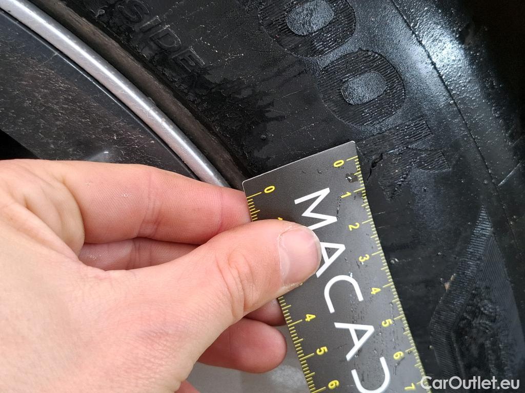  Tesla  Model Y TESLA  / 2021 / 5P / SUV RWD #9