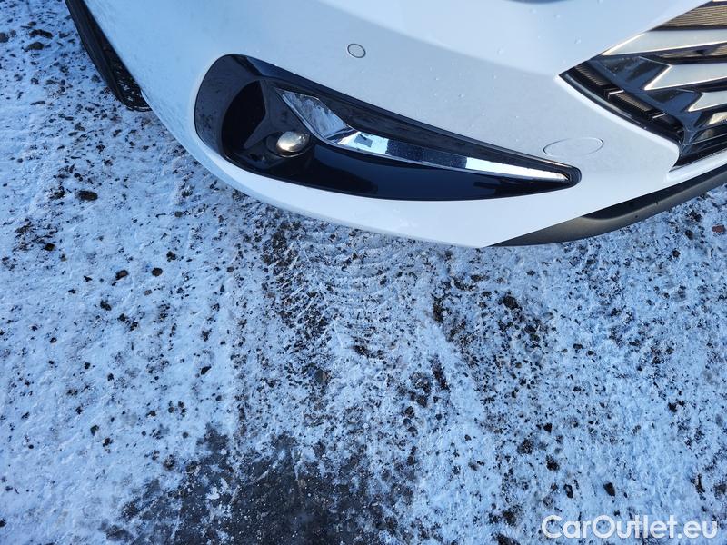  Hyundai  i30   cw (PD)(2017->)  kom.1.5T-GDI Family Smart #2