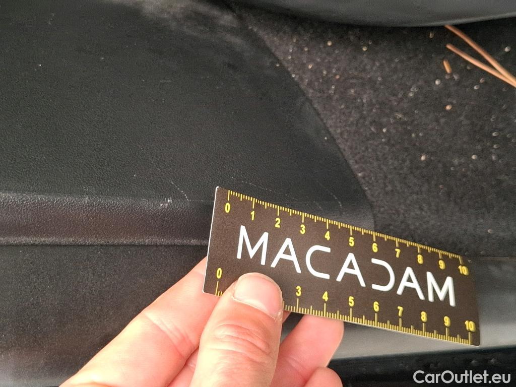  Tesla  Model Y TESLA  / 2021 / 5P / SUV RWD #45