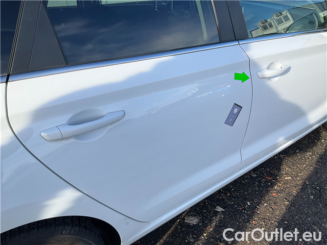  Hyundai  i30  1.5i Smart kombi 5d #9