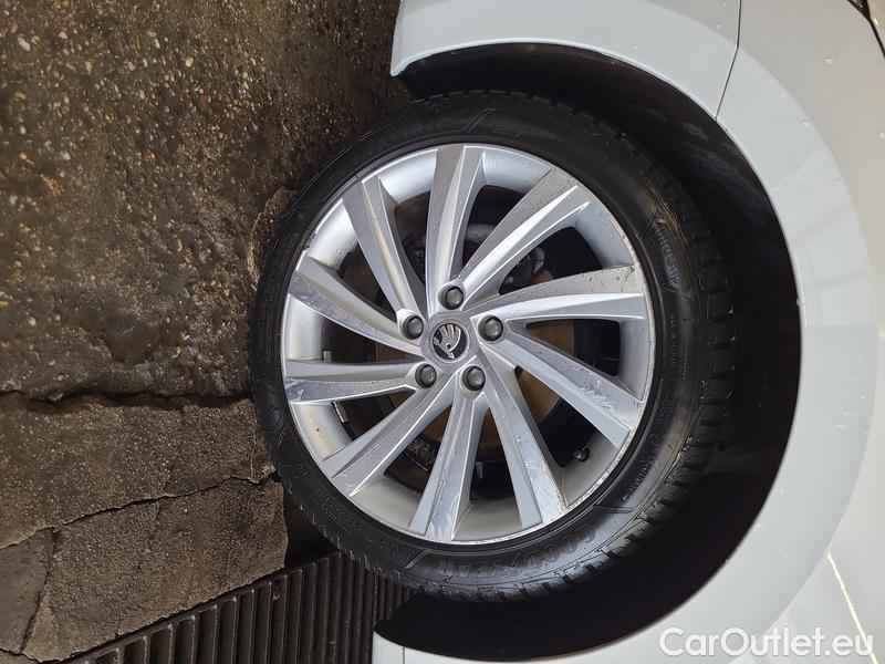  Skoda  Octavia  Lim. (NX3)(2020) Oct.2.0TDI 110 Style 5d #14