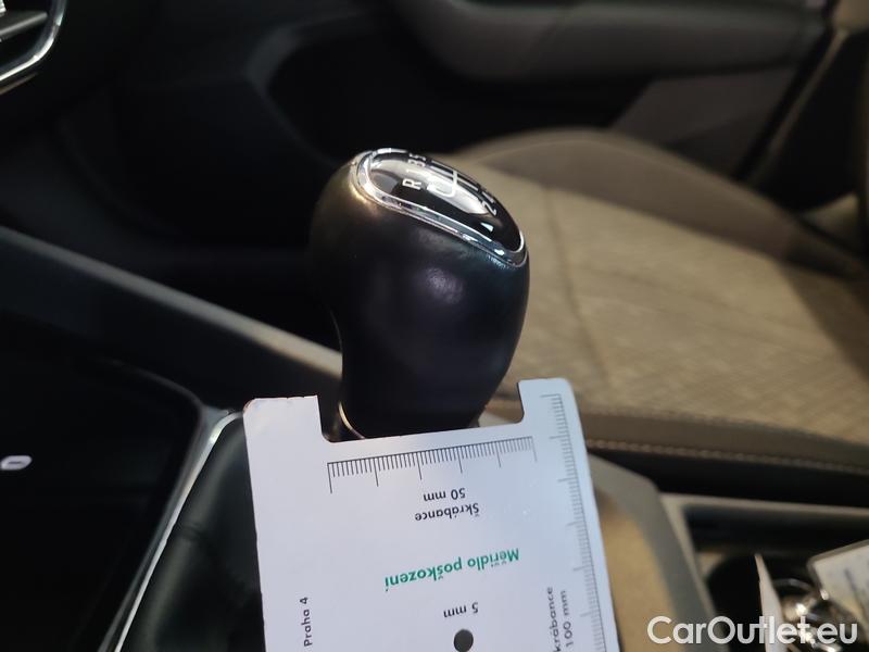  Skoda  Octavia  Lim. (NX3)(2020) Oct.2.0TDI 110 Style 5d #10