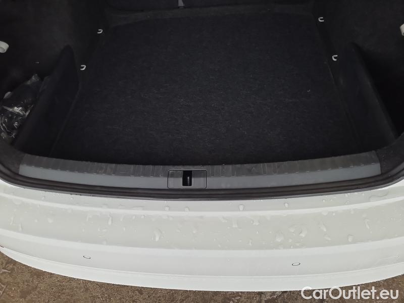  Skoda  Octavia  Lim. (NX3)(2020) Oct.2.0TDI 110 Style 5d #12